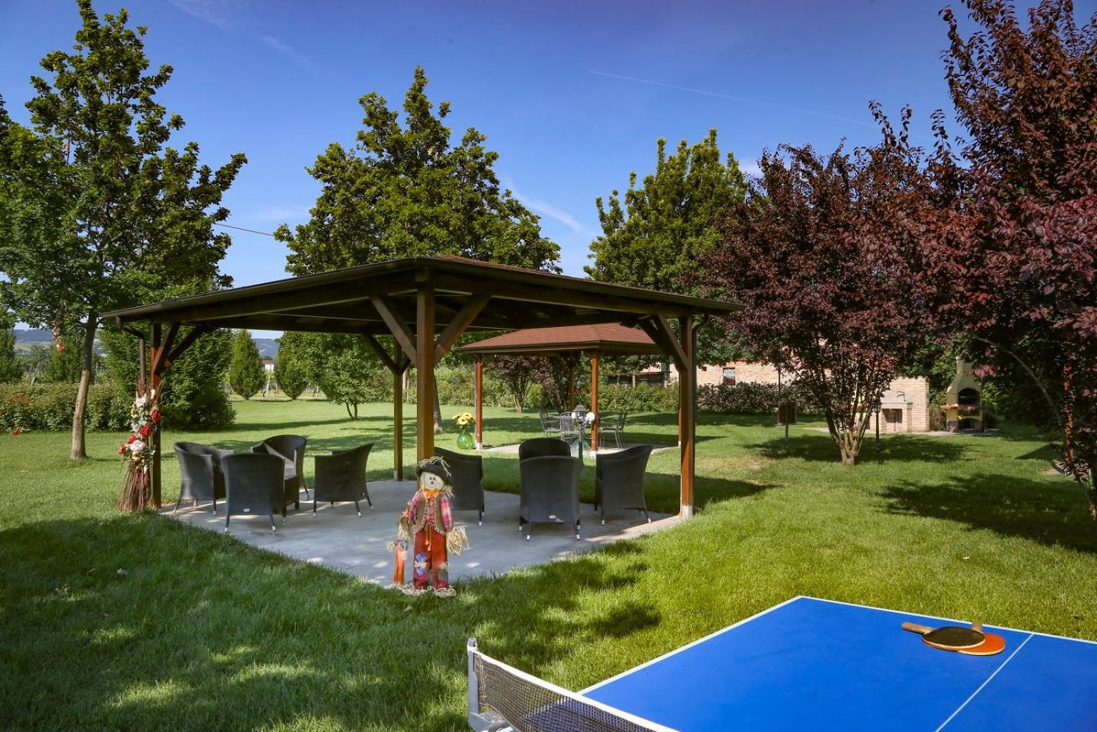 Agriturismo Il Brugnolo Scandiano Kültér fotó