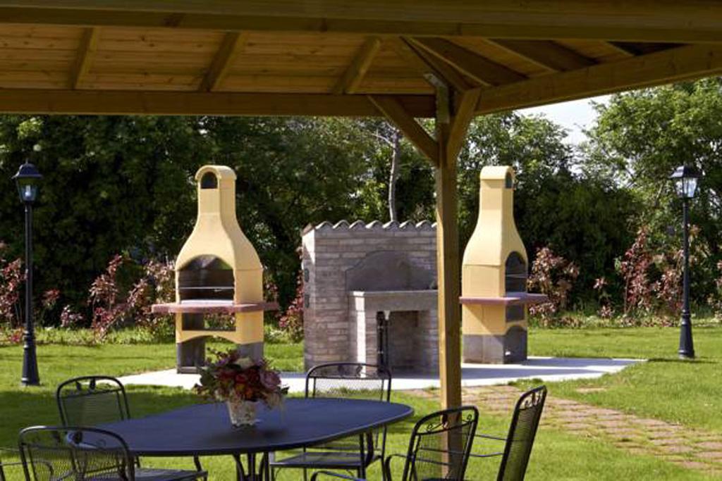Agriturismo Il Brugnolo Scandiano Kültér fotó